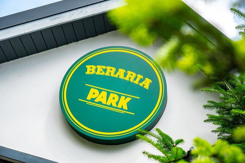 Beraria Park angajeaza,